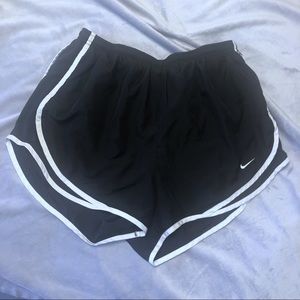 🖤EUC! Nike Dri-Fit Classic Work Out shorts🖤